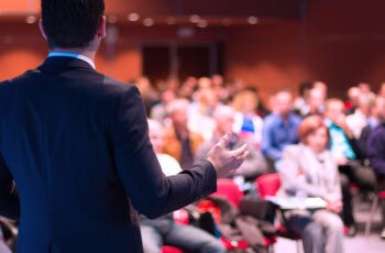 Com a queda na promoção de eventos, hotéis devem ser criativos para fechar novos negócios